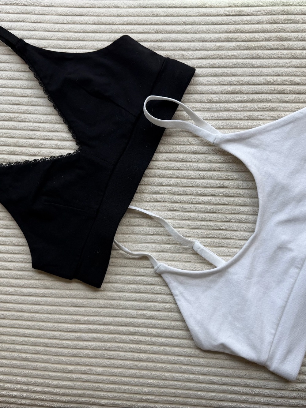•PACT• Everyday Modern Scoop Bralette Bundle Size XSmall Black White